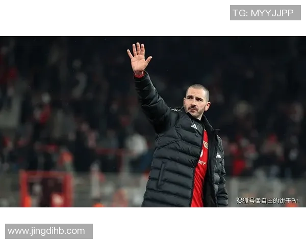 震惊世界24号足球明星意外去世球迷哀悼传奇生涯的终结